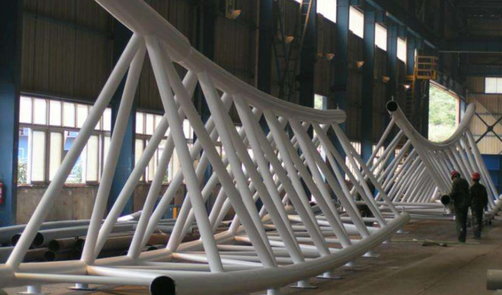 石家庄管廊钢结构与桁架结构的管道支架应该如何区分